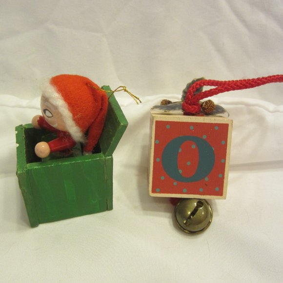 VTG 60'S WOODEN BLOCK ORNAMENTS SET OF 2 - Picture 2 of 8